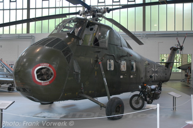 cac870d71a0b8a3cc33e108e241fd2eb.jpg